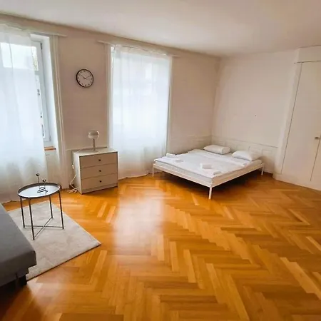 Amazing Flat In Heart Of Old Town Glockenb